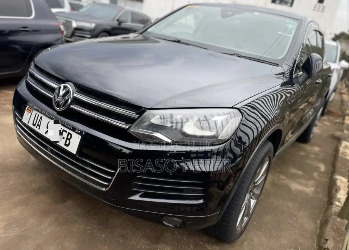 Volkswagen Touareg 2014 Black