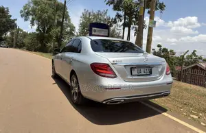 Mercedes-Benz E200 2017 Silver