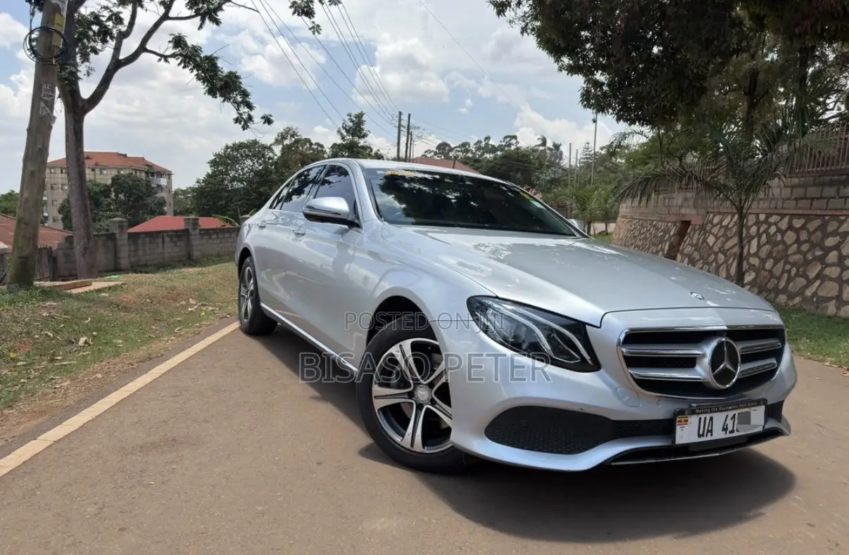 Mercedes-Benz E200 2017 Silver