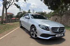 Mercedes-Benz E200 2017 Silver