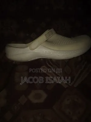Lite Ride Crocs