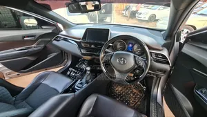 Toyota C-HR 2017 Silver