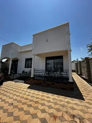 2bdrm House in Division A for sale