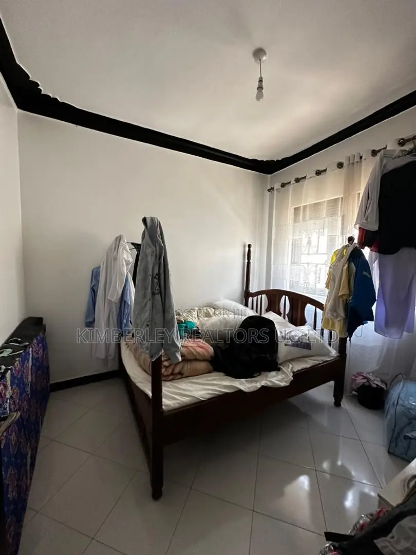 2bdrm House in Division A for sale