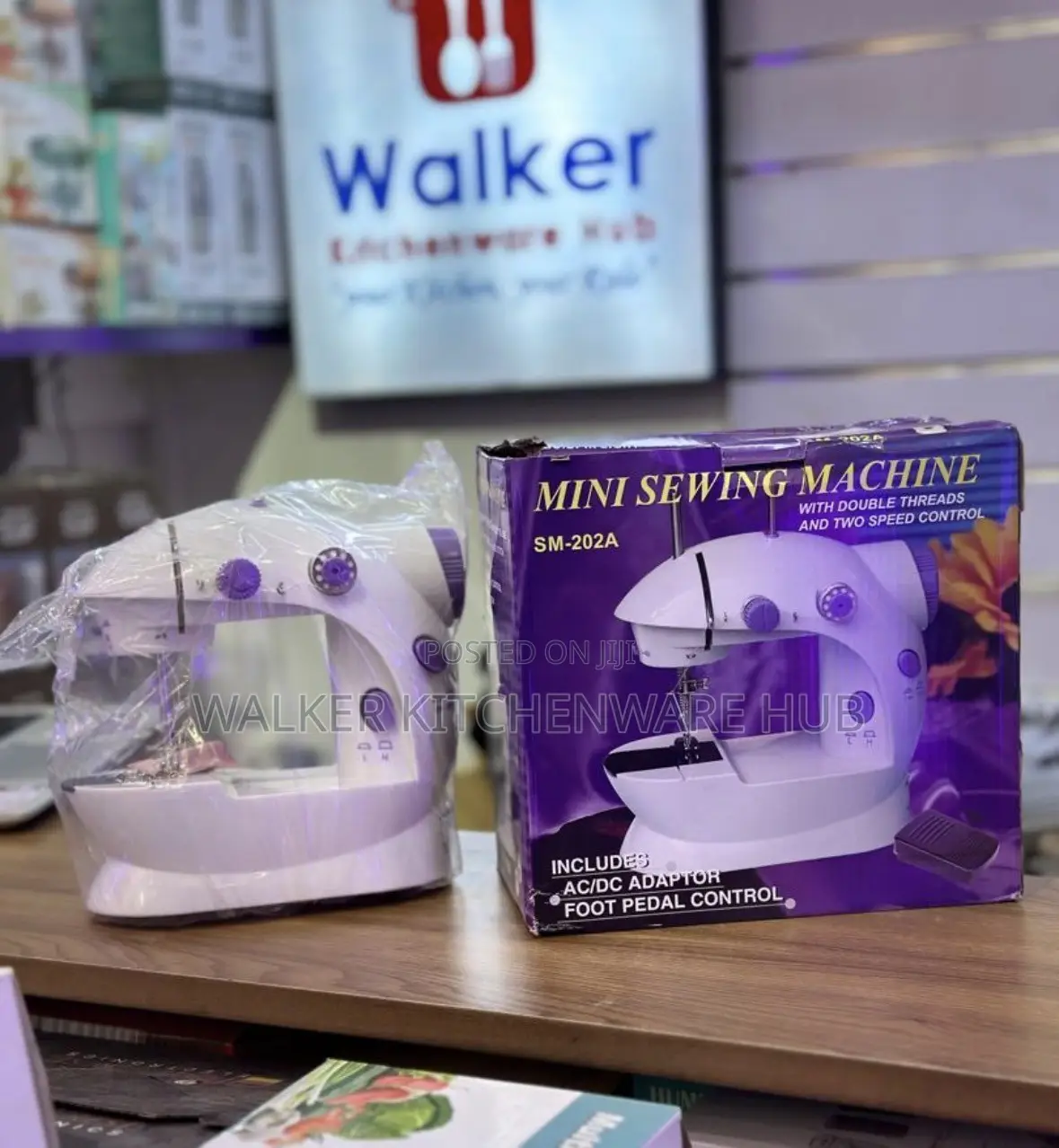 Min Sewing Machine With Double Threads Two Speed Control