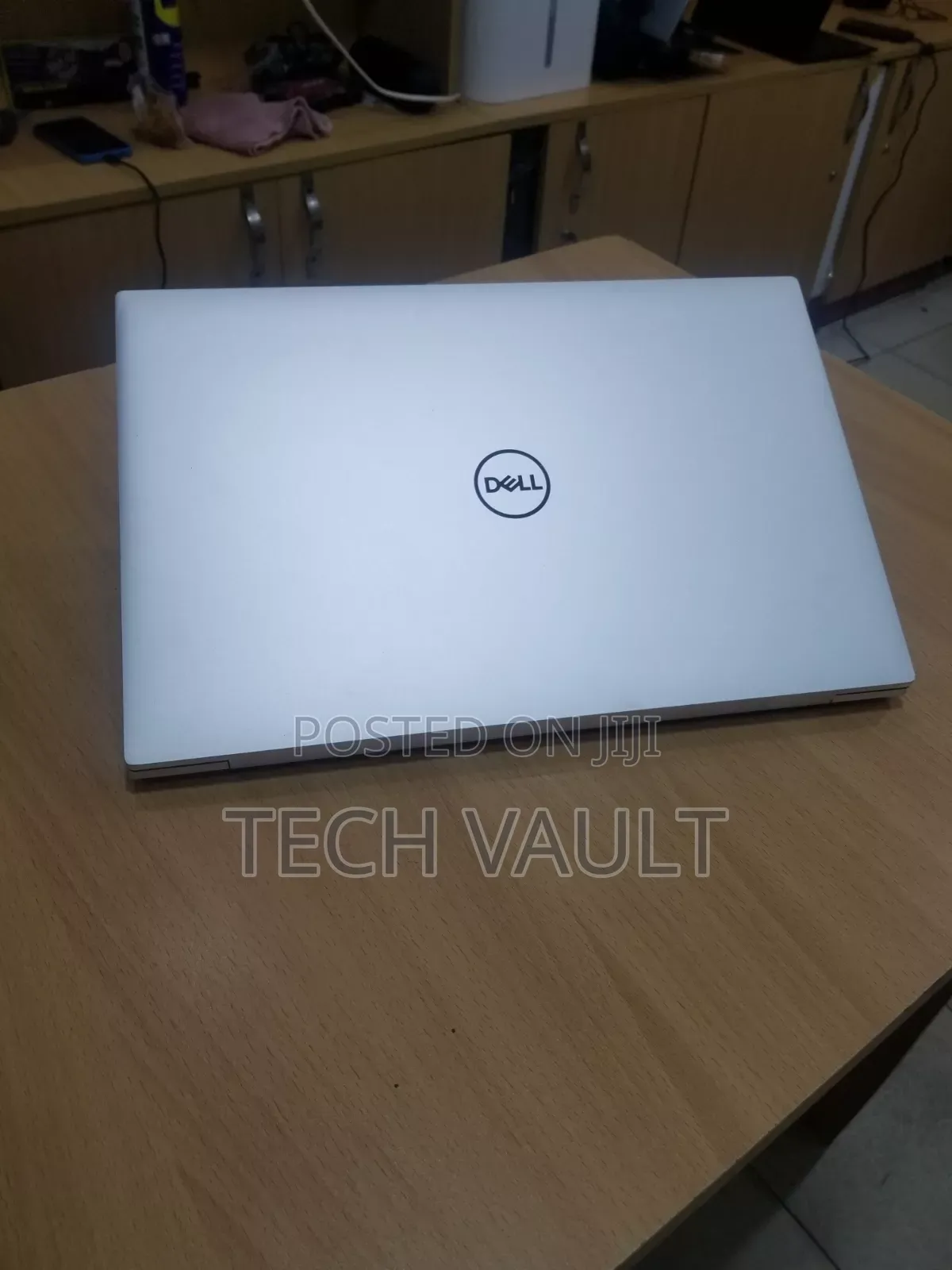 New Laptop Dell XPS 17 9720 32GB Intel Core i9 SSD 1T