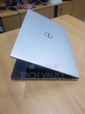 New Laptop Dell XPS 17 9720 32GB Intel Core i9 SSD 1T
