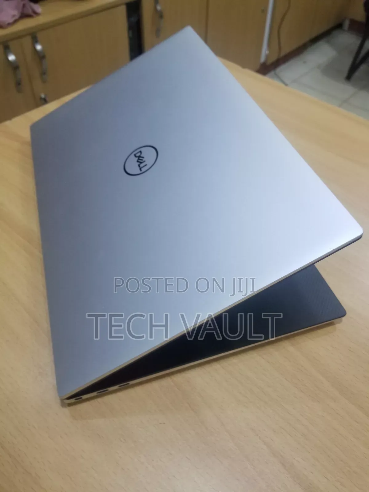 New Laptop Dell XPS 17 9720 32GB Intel Core i9 SSD 1T