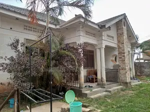 2bdrm House in Division A for sale
