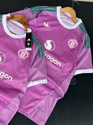 Manchester United 26/27 Away Goalkeeper Jersey in Purple