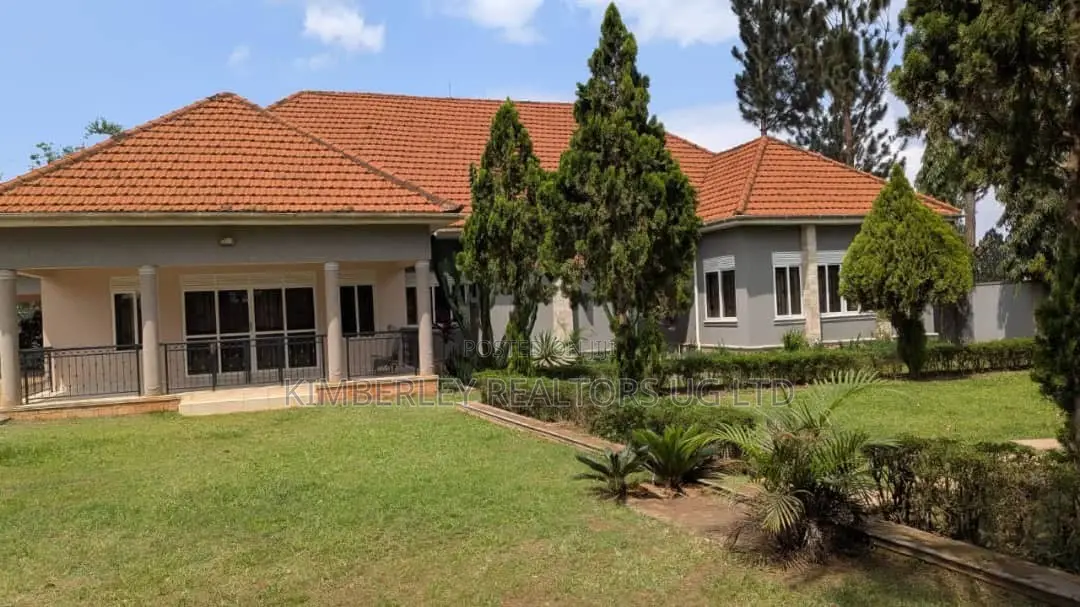 5bdrm House in Kira for sale