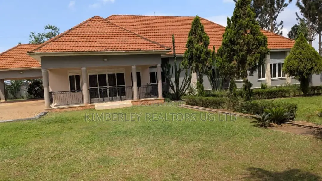 5bdrm House in Kira for sale