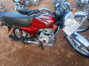 Bajaj Boxer 100 2026 Red