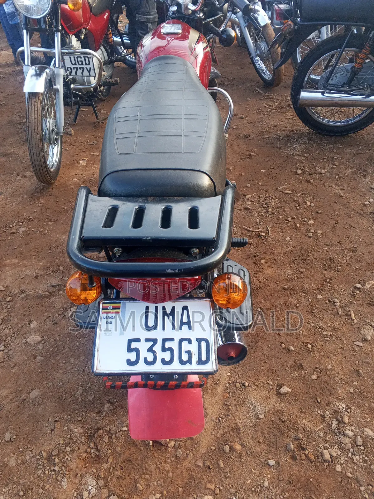Bajaj Boxer 100 2026 Red
