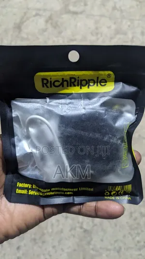 True Wireless Earbuds
