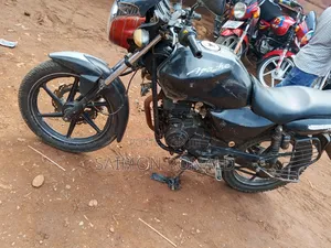 TVS Apache 160 4V 2009 Red