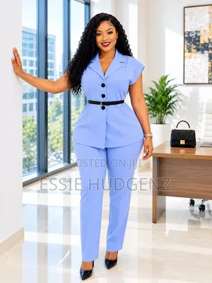 2pc Pant Suit With Short Sleeved Blazer