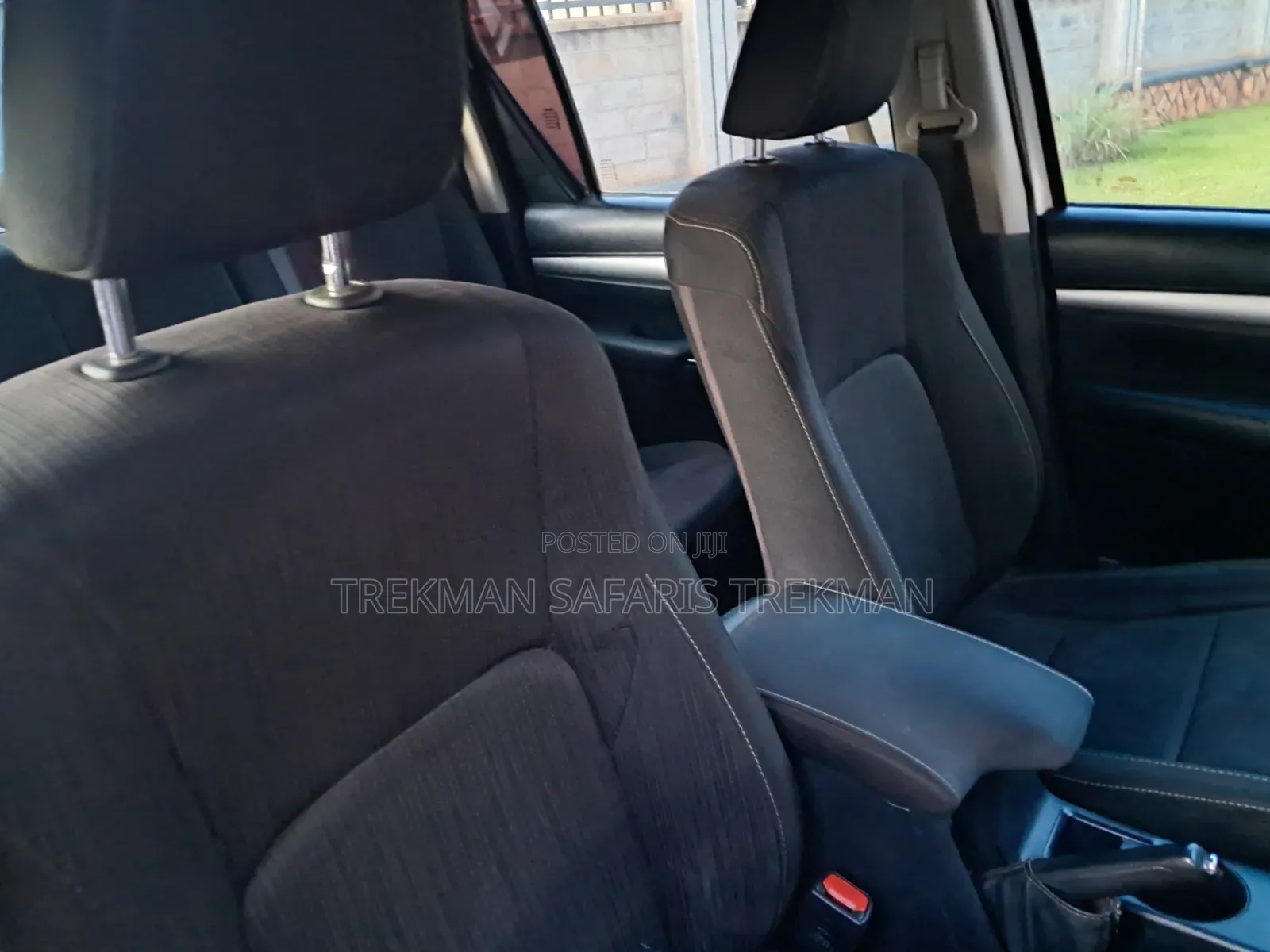Toyota Hilux Revo Double Cab Deisel 2.4 AWD 2021 White