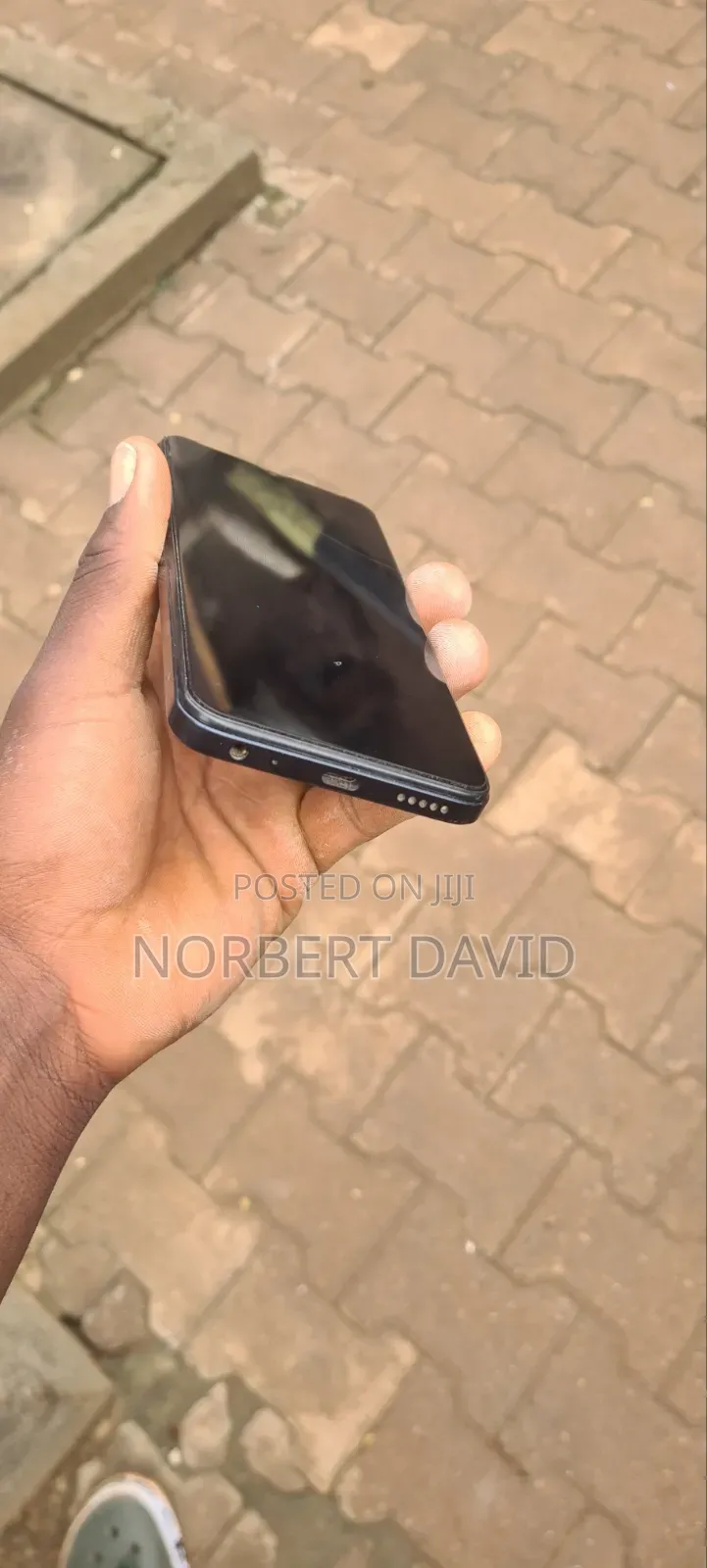 Itel A06 64 GB Black