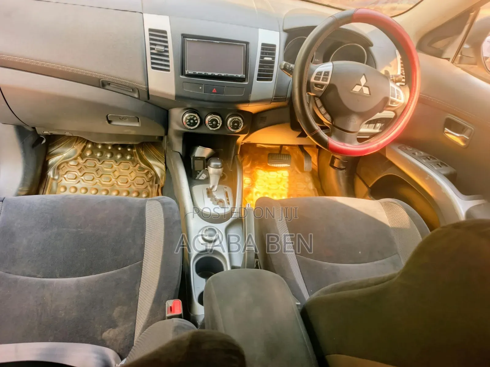 Mitsubishi Outlander 2010 Silver