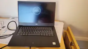 Laptop Dell Vostro 5481 8GB Intel Core i5 HDD+SSD 512GB