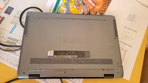 Laptop Dell Vostro 5481 8GB Intel Core i5 HDD+SSD 512GB