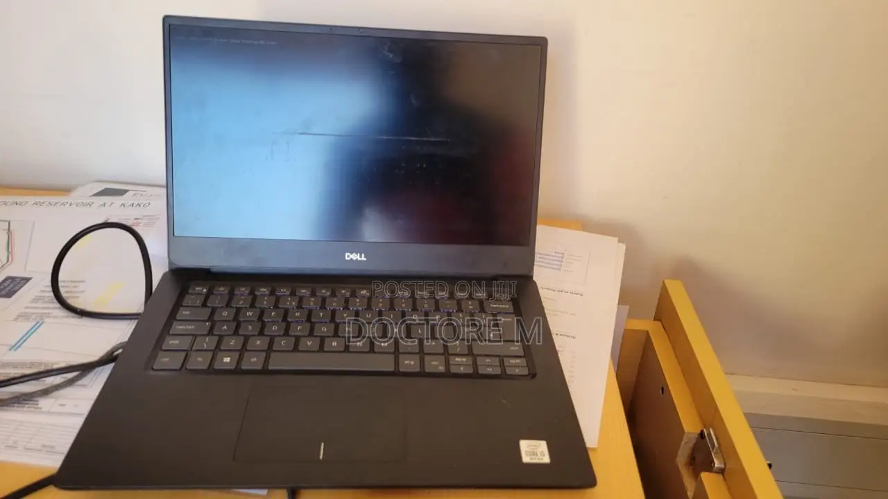 Laptop Dell Vostro 5481 8GB Intel Core i5 HDD+SSD 512GB