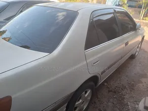 Toyota Corona Premio 1.8 FWD 1997 Pearl