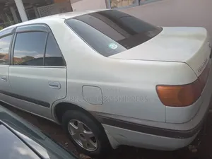Toyota Corona Premio 1.8 FWD 1997 Pearl