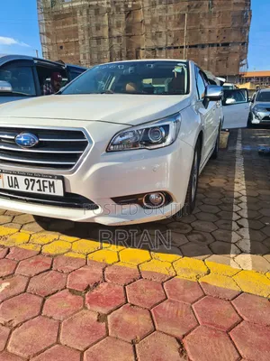 Subaru Legacy 2017 White