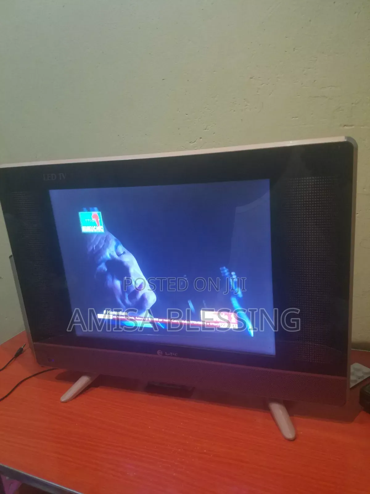 H-Tec LED TV Flat Screen for Sale 19 Inch