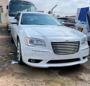 Chrysler 300C 2014 White