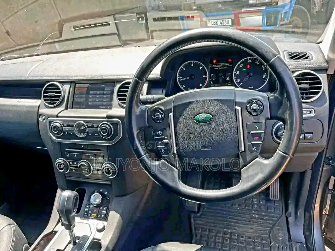Land Rover Discovery 2013 Gray