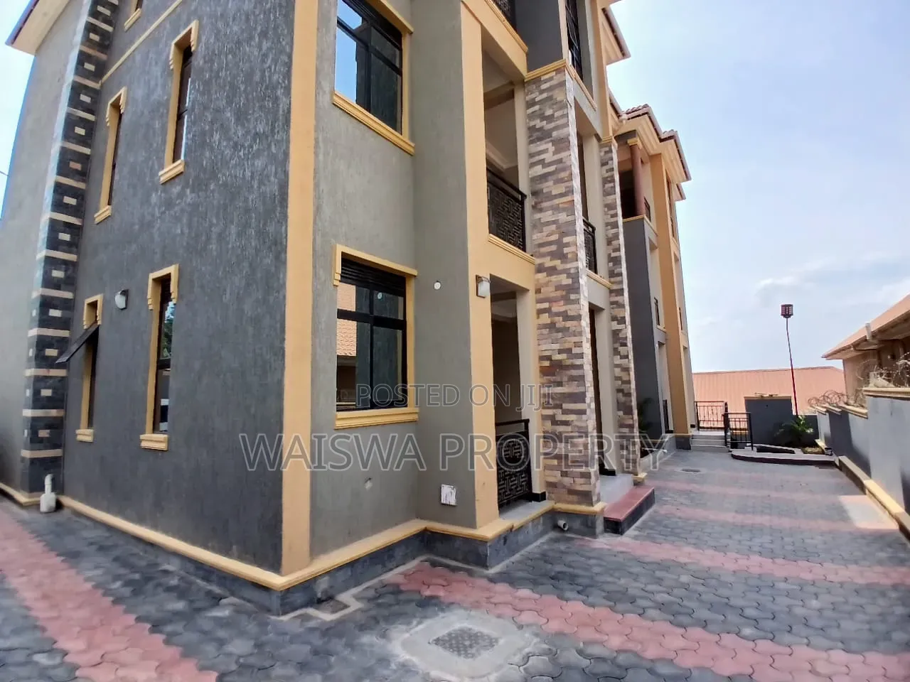 1bdrm Apartment in Kyaliwajala Kira, Central Division for rent