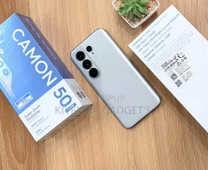 New Tecno Camon 50 Pro 256 GB Silver