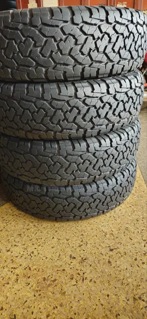 235/85r16 Comforsar Cf1100