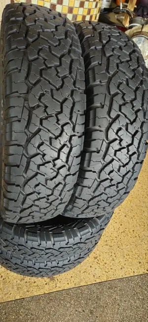 235/85r16 Comforsar Cf1100