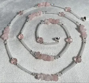Waistbeads.