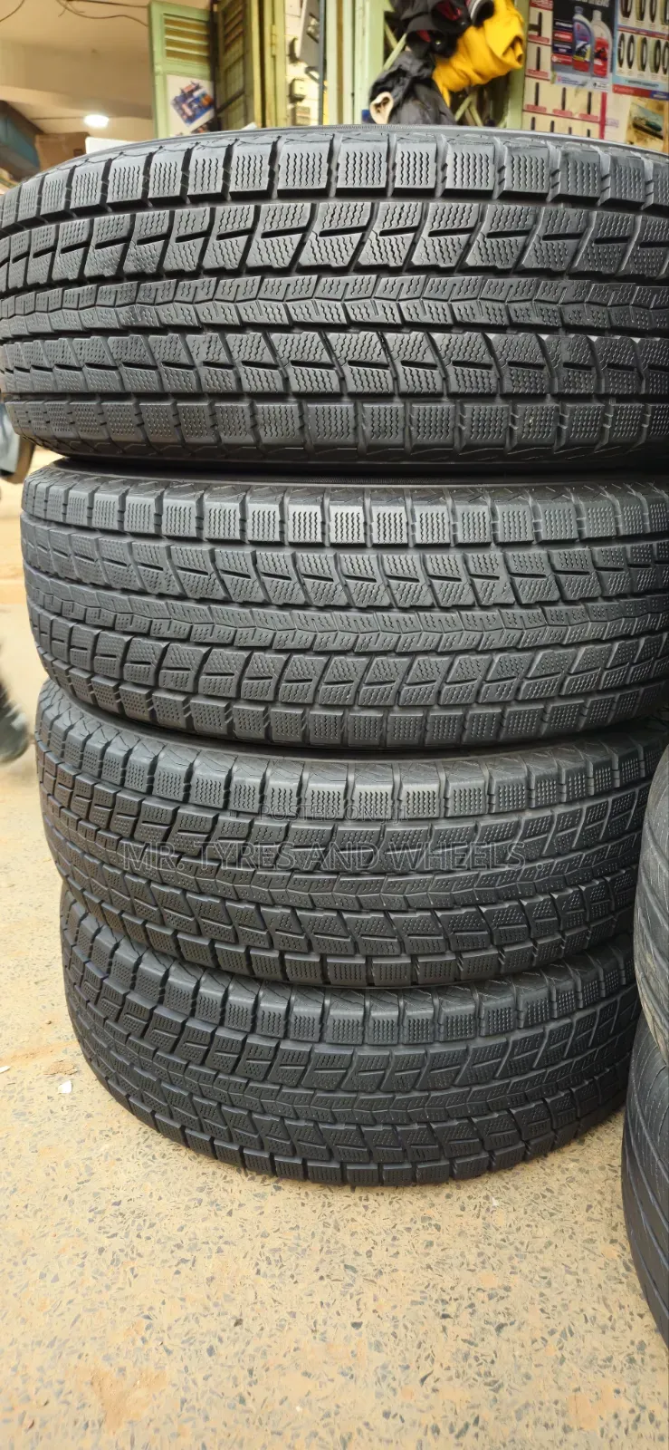 225/65r17 Dunlop Wintermax