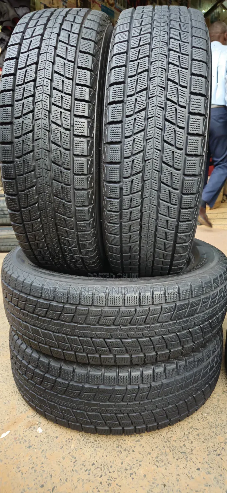 225/65r17 Dunlop Wintermax
