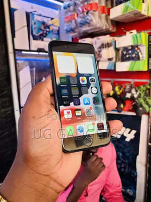 Apple iPhone 7 32 GB Black