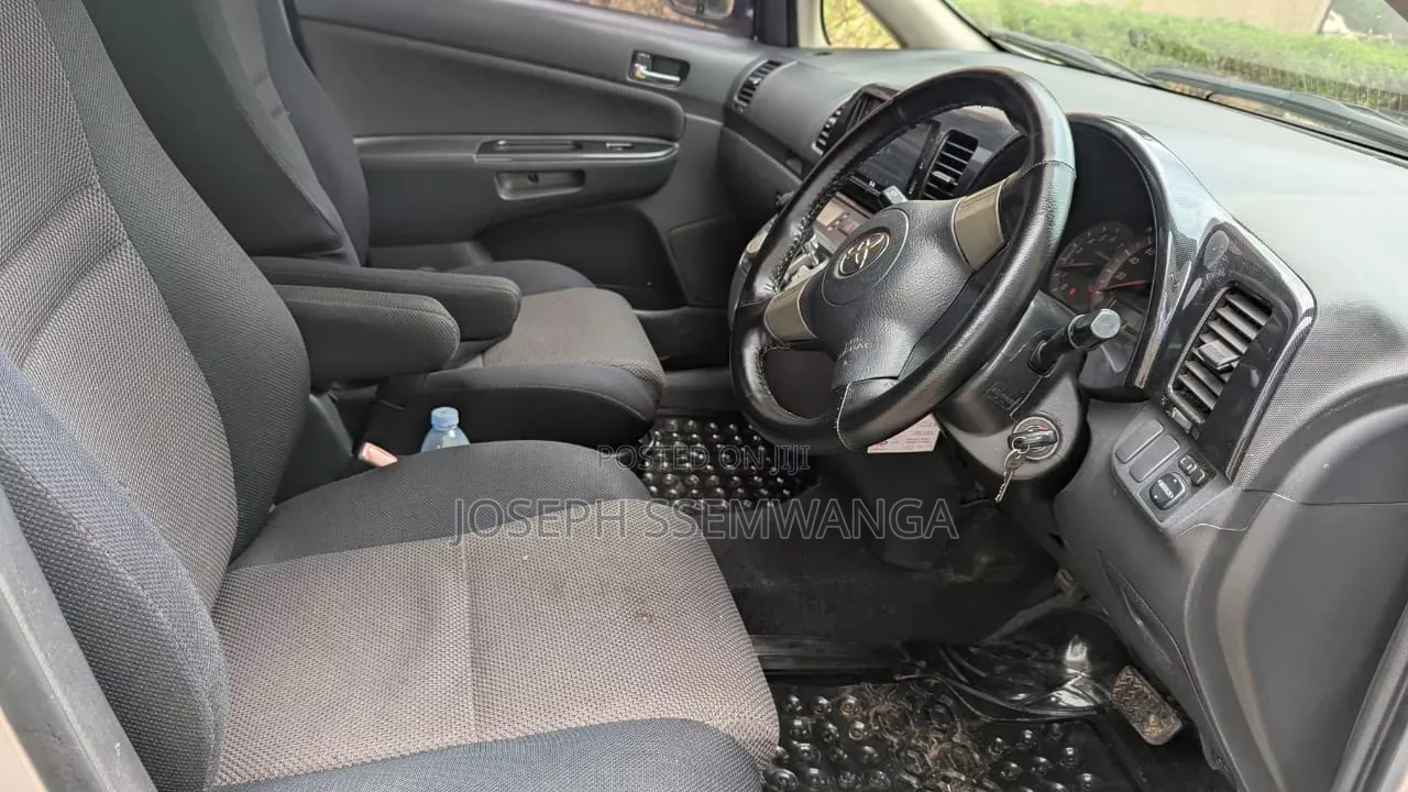 Toyota Wish 2007 White