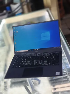 New Laptop Dell XPS 13 7390 16GB Intel Core i7 SSD 256GB