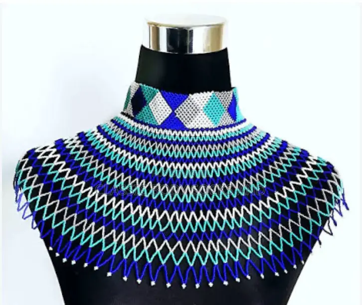 Blue Craft Small Bead Netted Necklace
