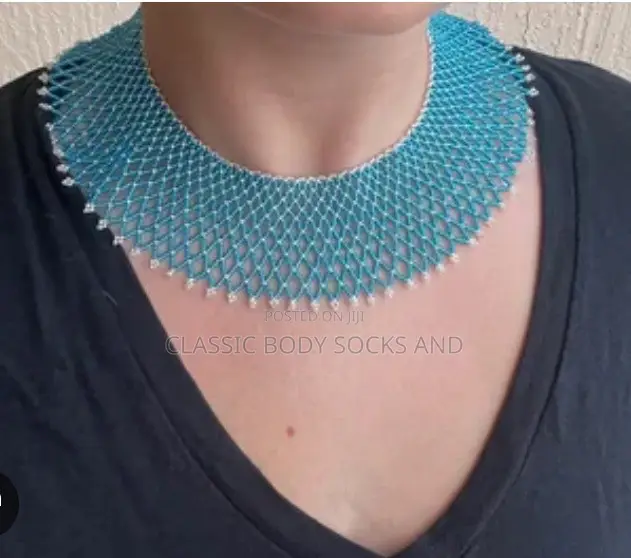 Blue Craft Small Bead Netted Necklace