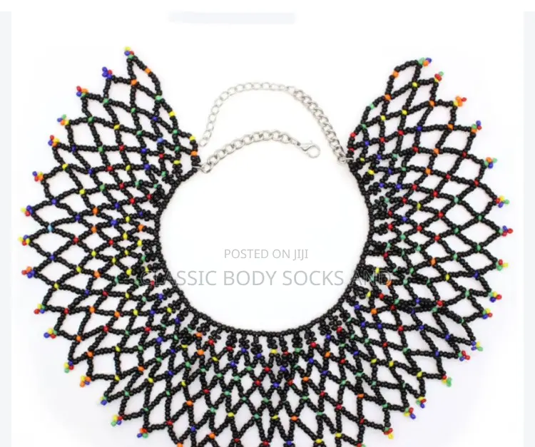 Black Craft Small Bead Netted Necklace