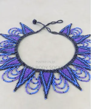 Purple Craft Small Bead Netted Necklace