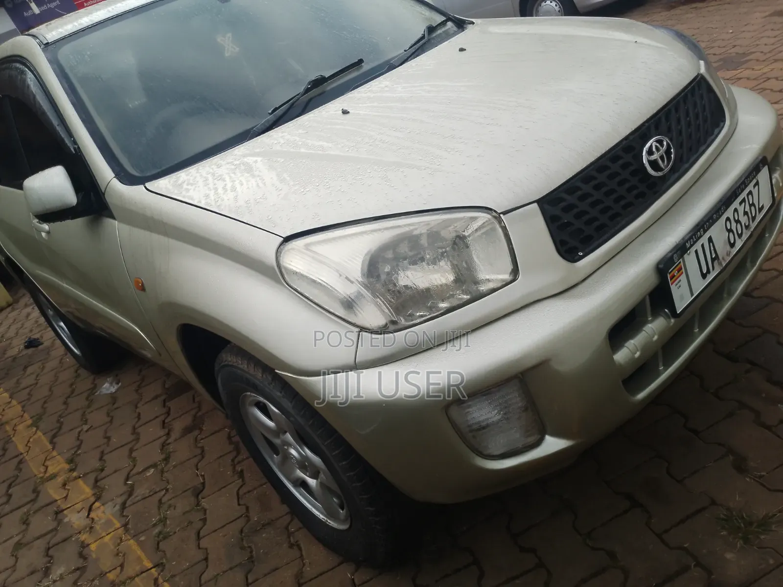 Toyota RAV4 2002 Gold