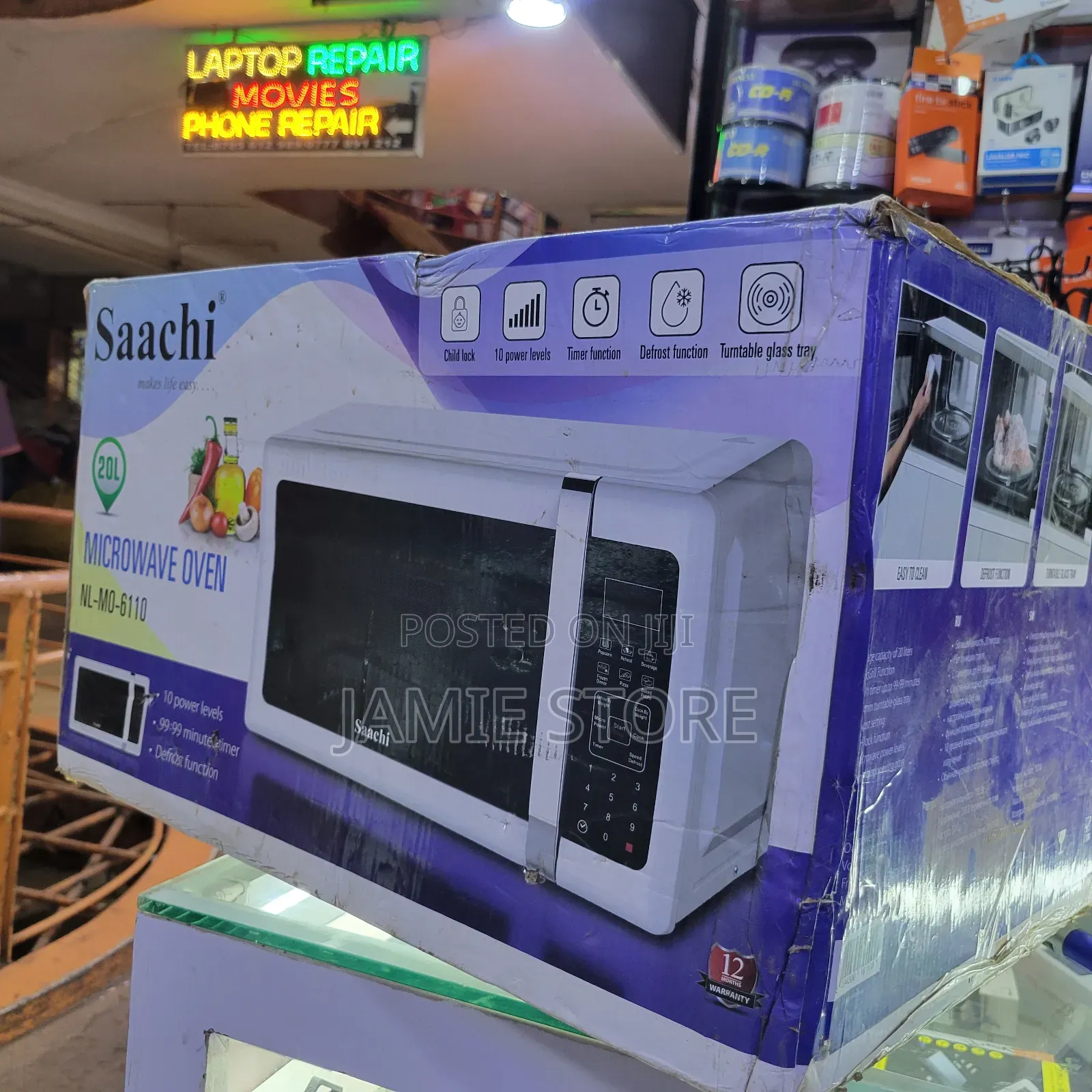 20L Digital Microwave Oven Saachi