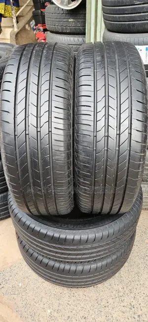 225/65r17 Bridgestone Alenza